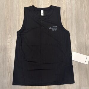 NWT Lululemon Graphic Black Perforated Tank Top